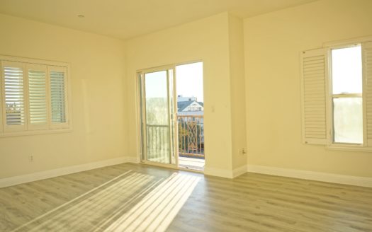 LA한인타운 윌튼 길에 위치한 2Bed/2Bath콘도 매매