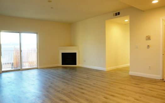 LA한인타운 윌튼 길에 위치한 2Bed/2Bath콘도 매매