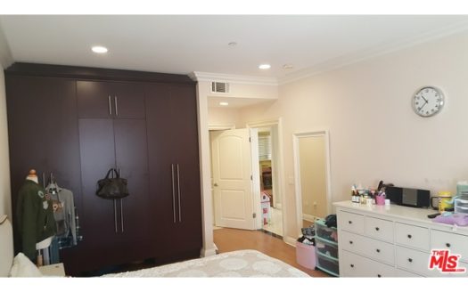 올림픽, 켄모어 인근 2베드 콘도 매매