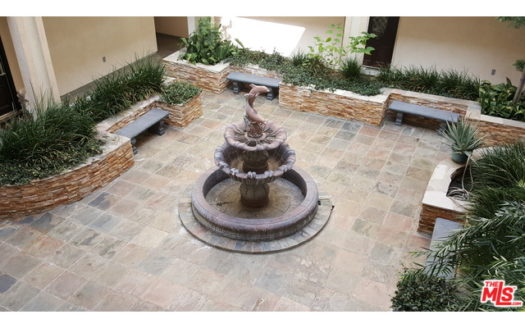 올림픽, 켄모어 인근 2베드 콘도 매매