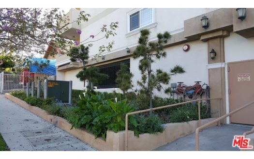 올림픽, 켄모어 인근 2베드 콘도 매매