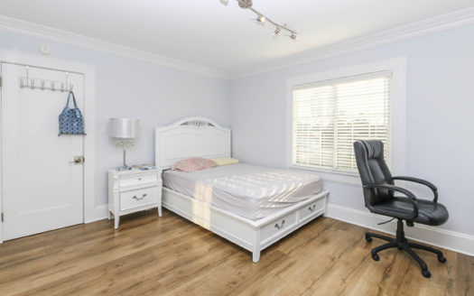 한인타운 512 S WILTON PL. 거주용, 투자용 모두 적합한 하우스 매매