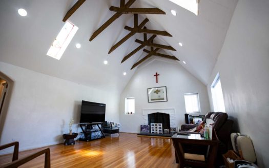 Victorian-style 3beds +2baths Single House