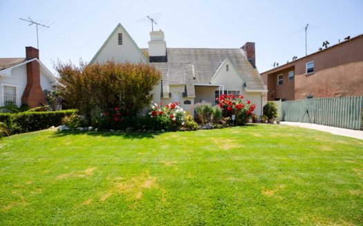 Victorian-style 3beds +2baths Single House