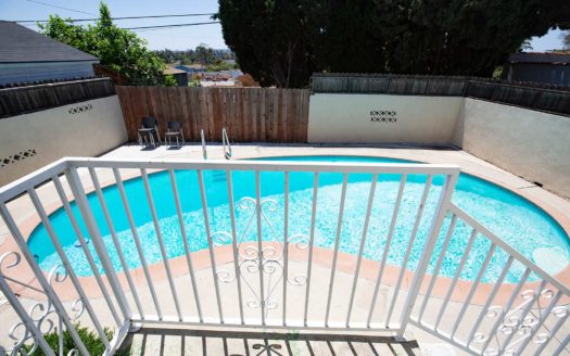 Victorian-style 3beds +2baths Single House