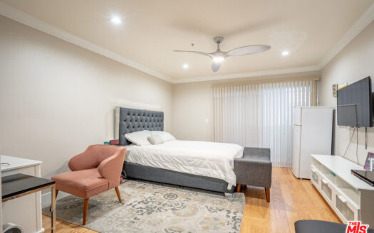 LA 한인타운 1320sqft 2베드 모던 업그레이드 콘도