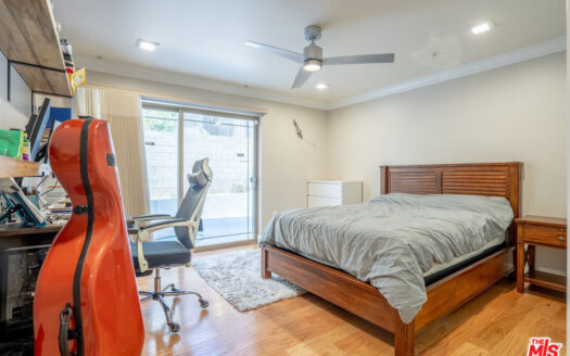 LA 한인타운 1320sqft 2베드 모던 업그레이드 콘도