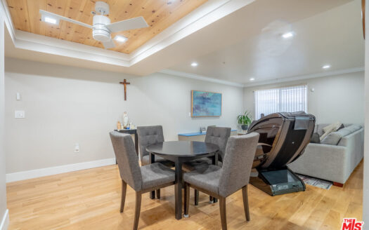 LA 한인타운 1320sqft 2베드 모던 업그레이드 콘도